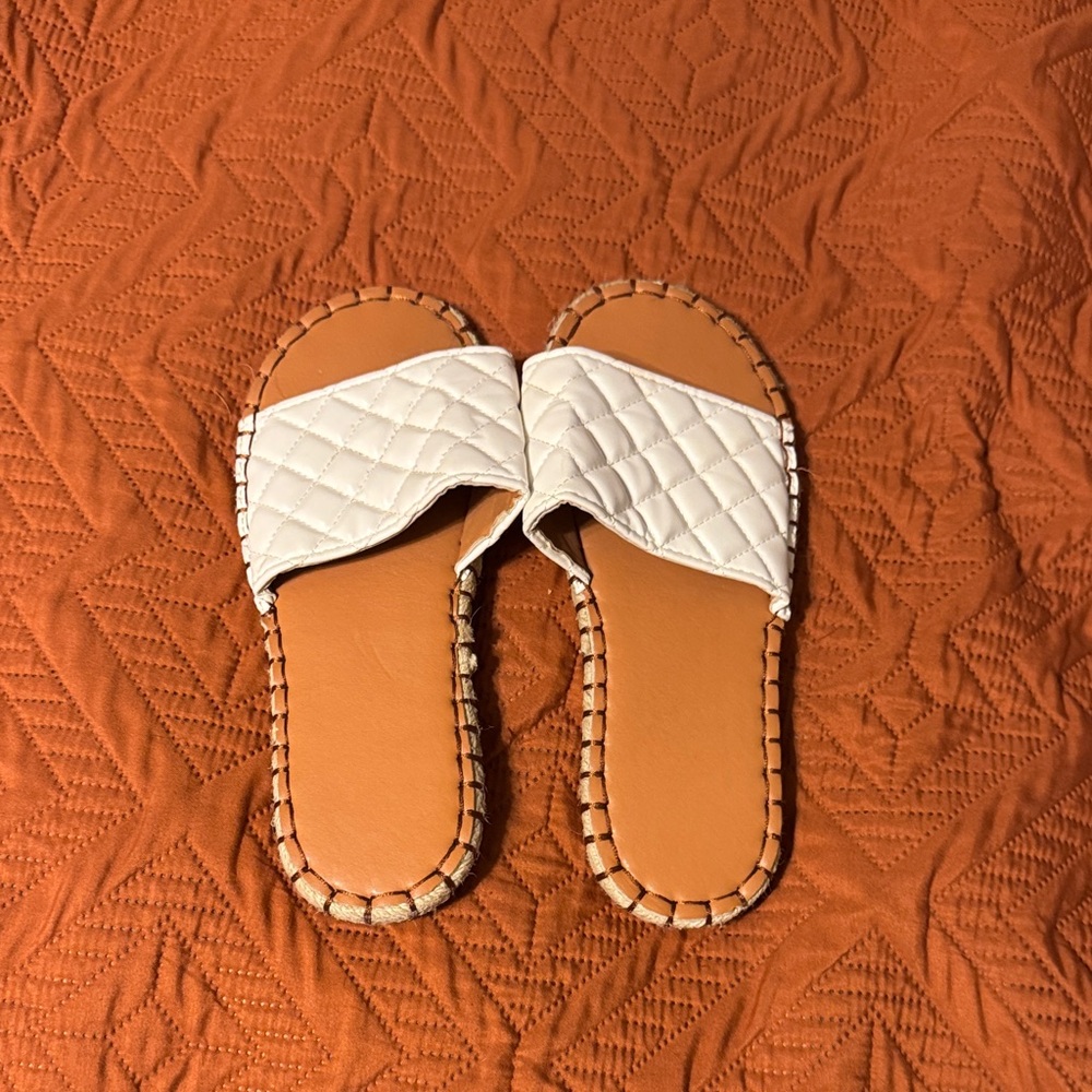 Quilted White Slide Sandals